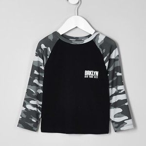 Cotton Island Raglan Sleeve T-shirt
